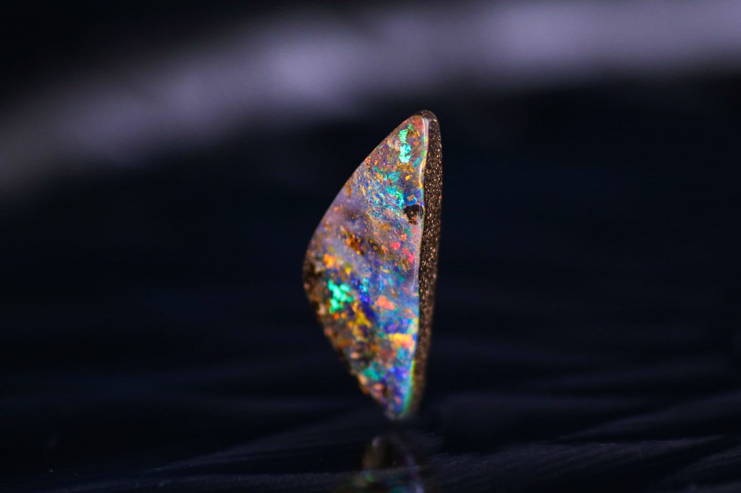 天然ボルダーオパール 8.200ct