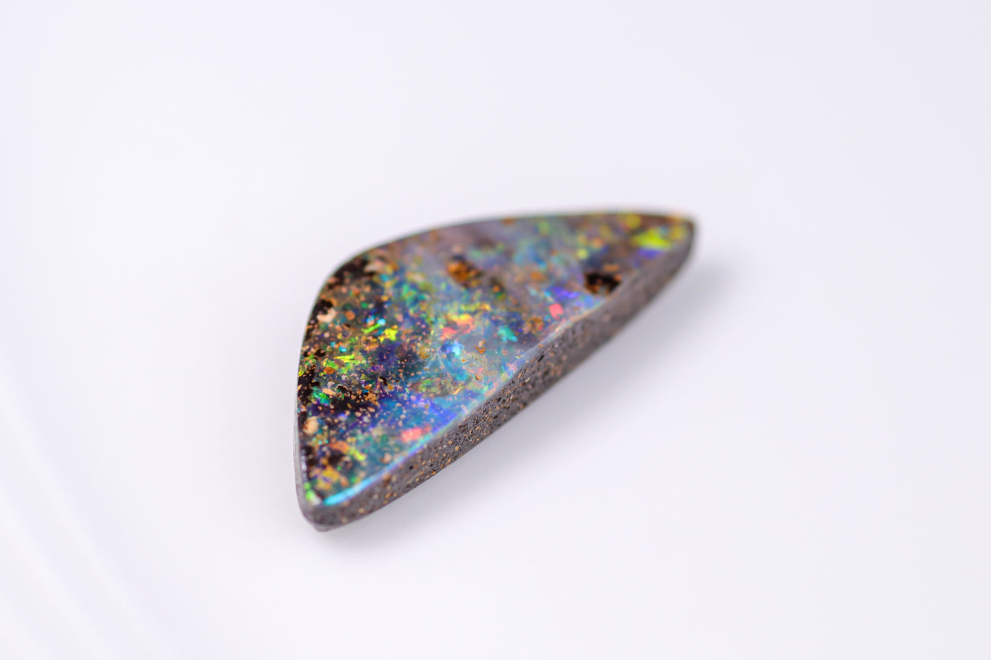 天然ボルダーオパール 8.200ct
