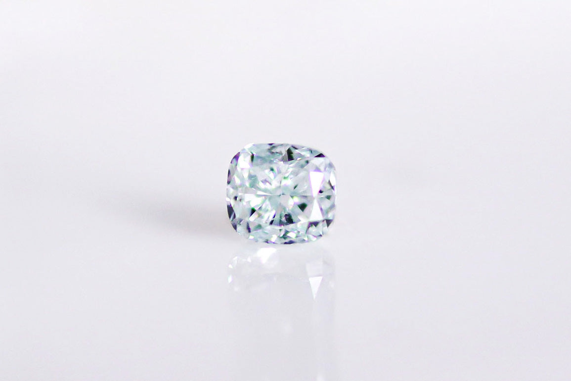 天然ファンシーダイヤモンド マルチロット 5P 0.674ct