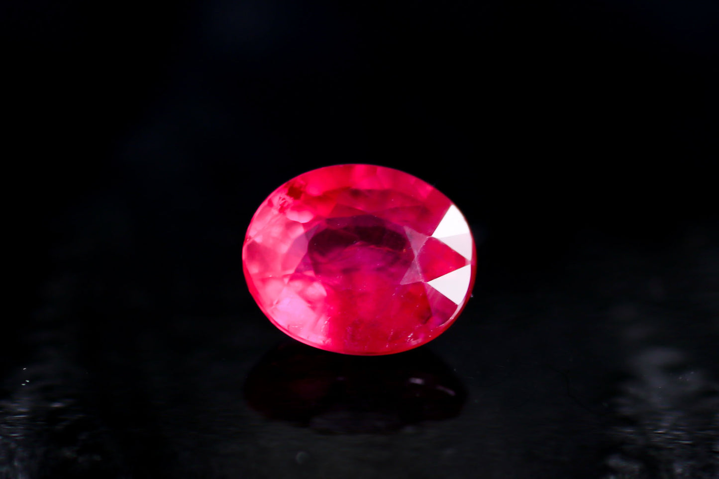 天然ルビー 0.610ct [希少グリーンランド産ルビー]