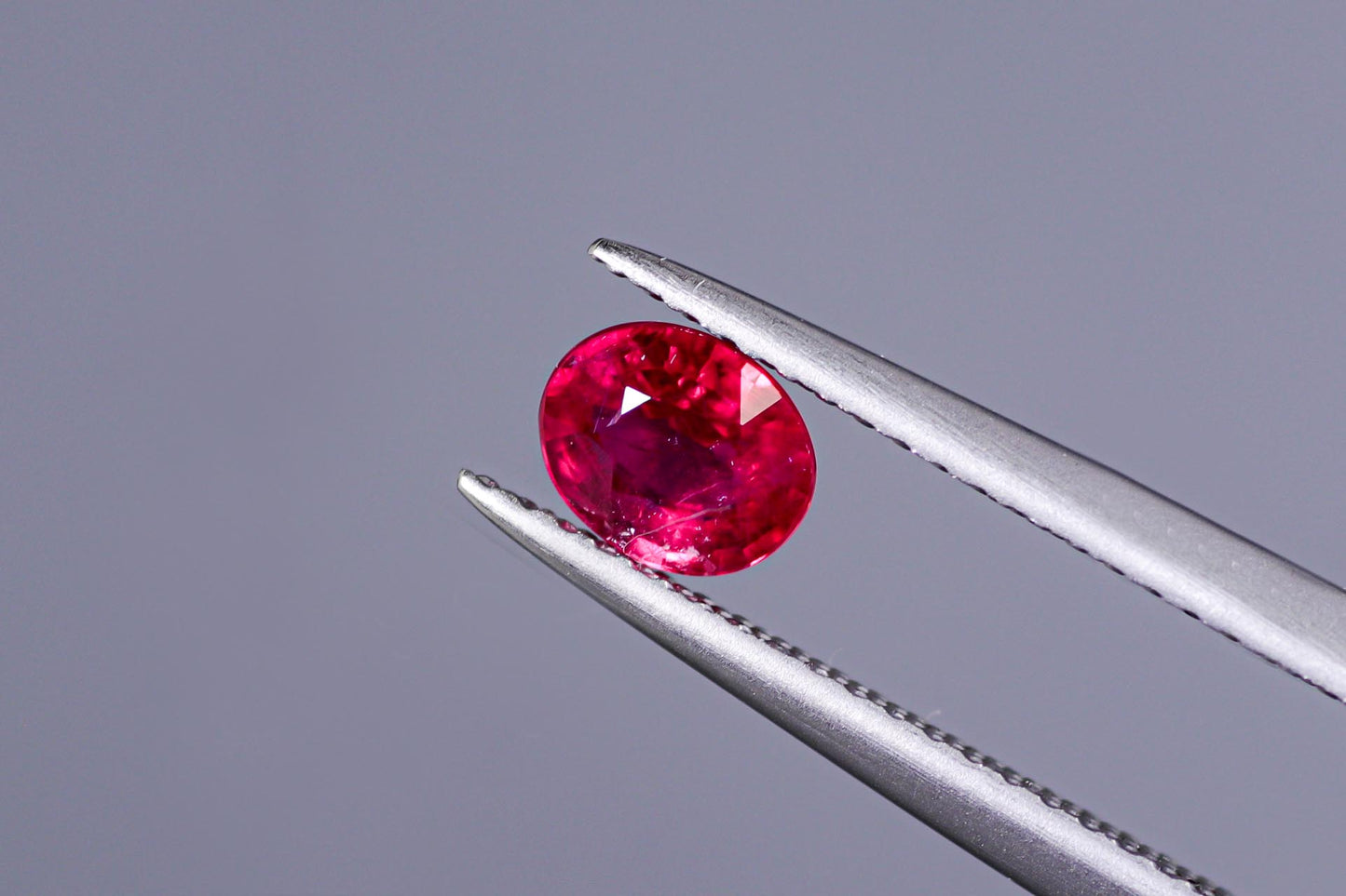 天然ルビー 0.610ct [希少グリーンランド産ルビー]