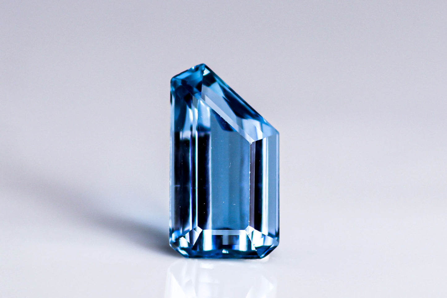 天然アクアマリン 4.440ct [ブラジル産]