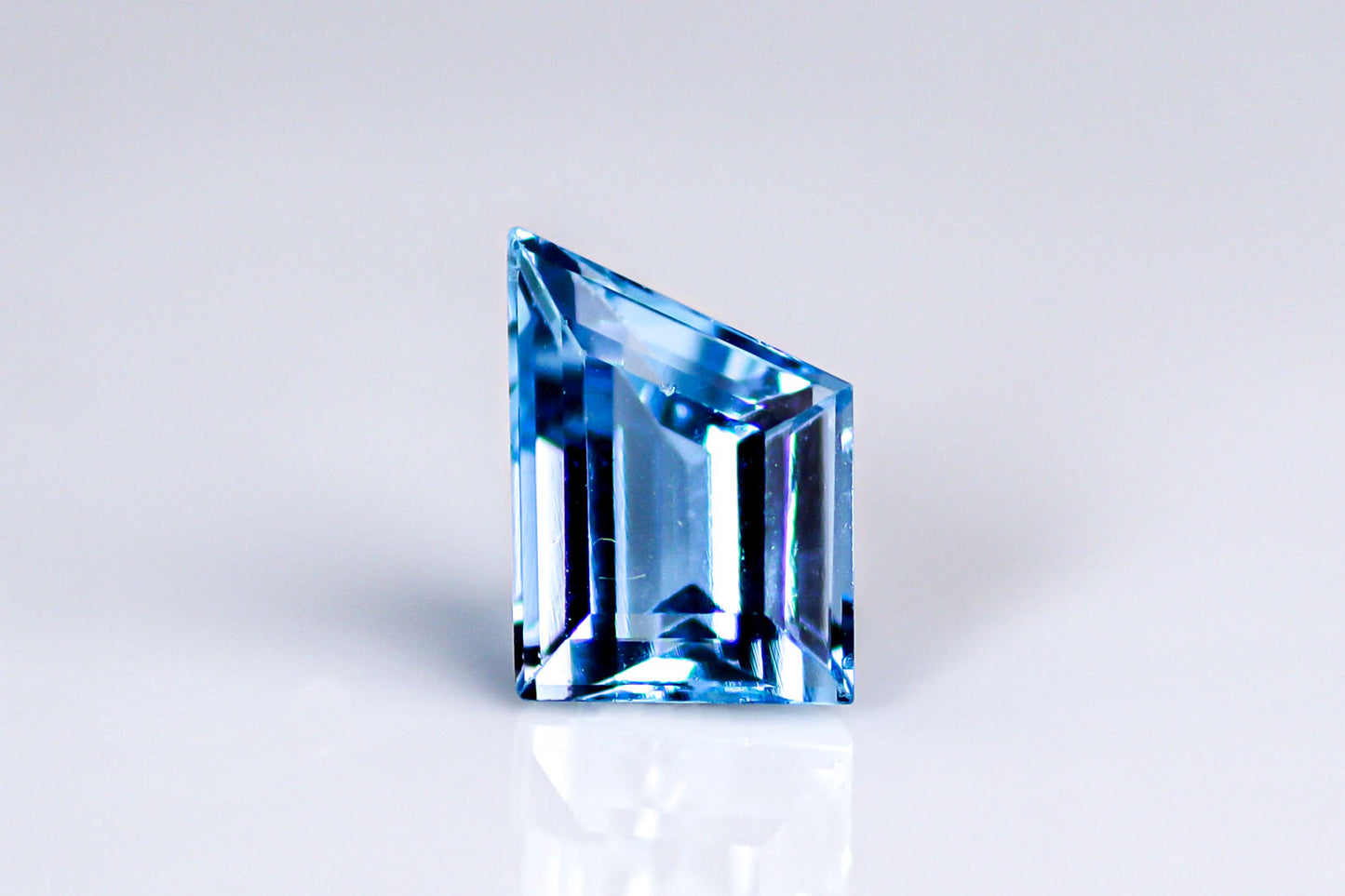 天然アクアマリン 2.230ct [ブラジル産]