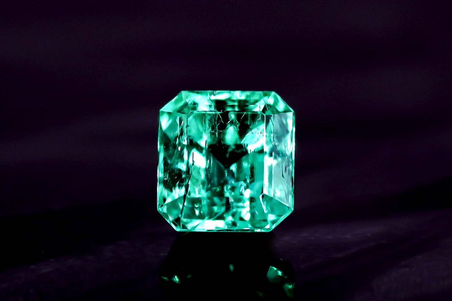 天然エメラルド 1.225ct  [コロンビア産]