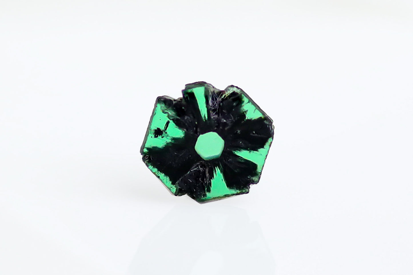 天然トラピッチェエメラルド 0.77ct [コロンビア産]