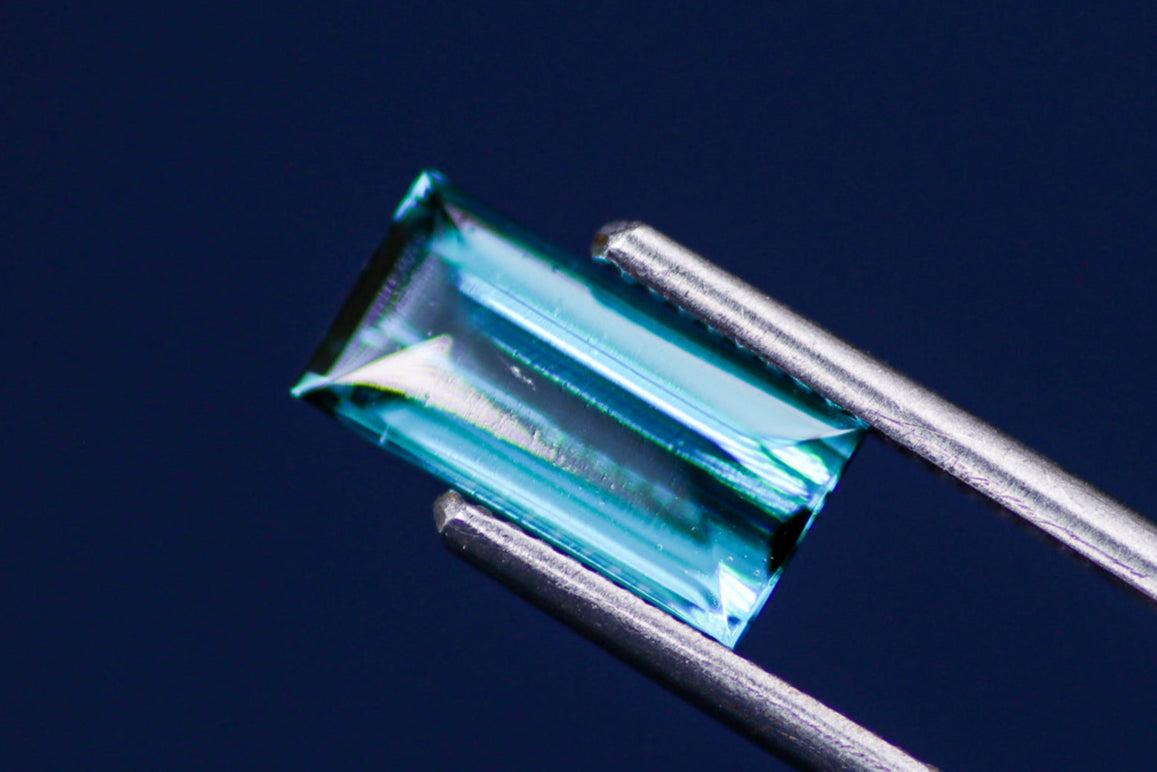 天然インディゴライトトルマリン 2.401ct