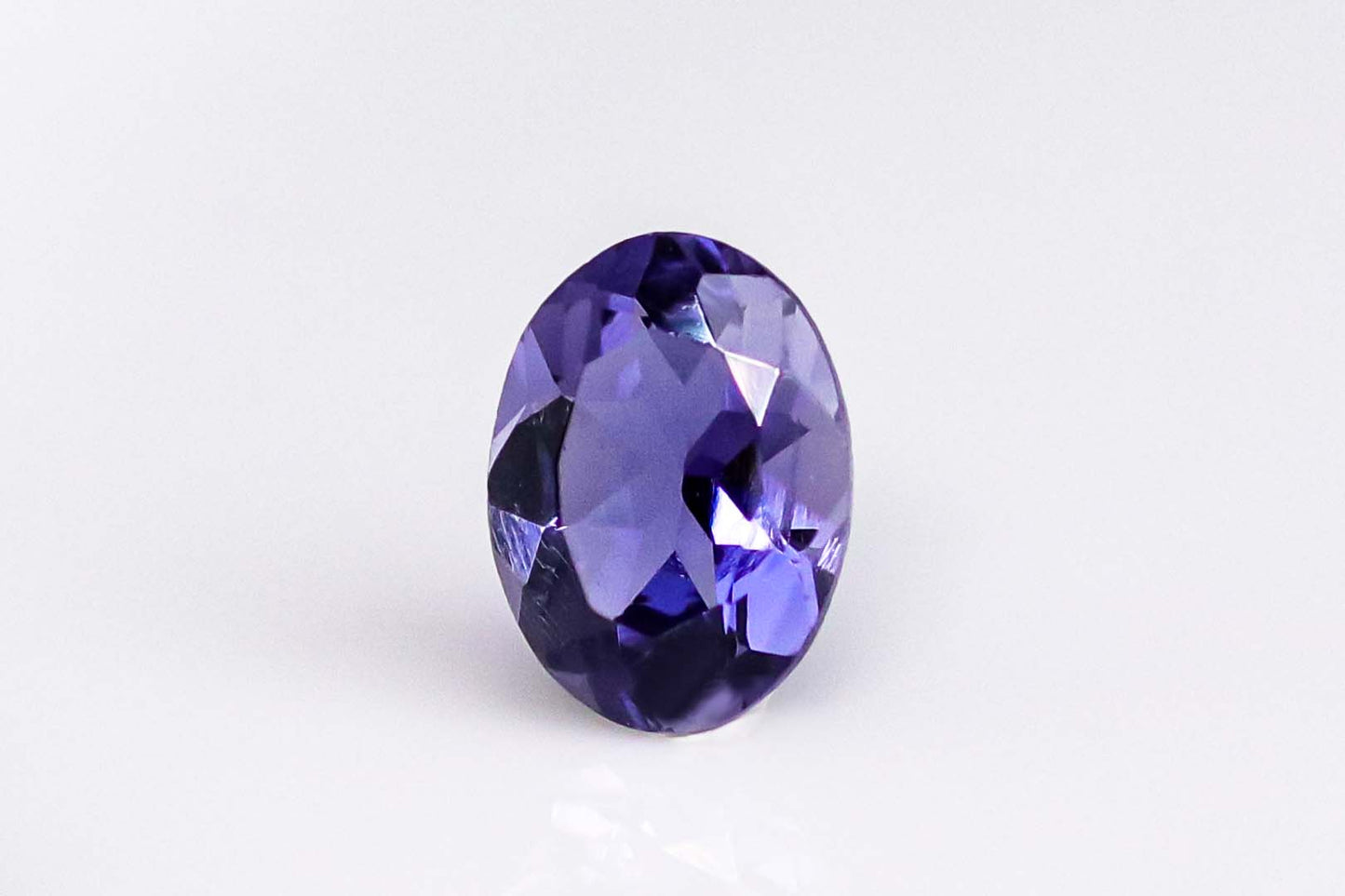 天然アイオライト 0.960ct