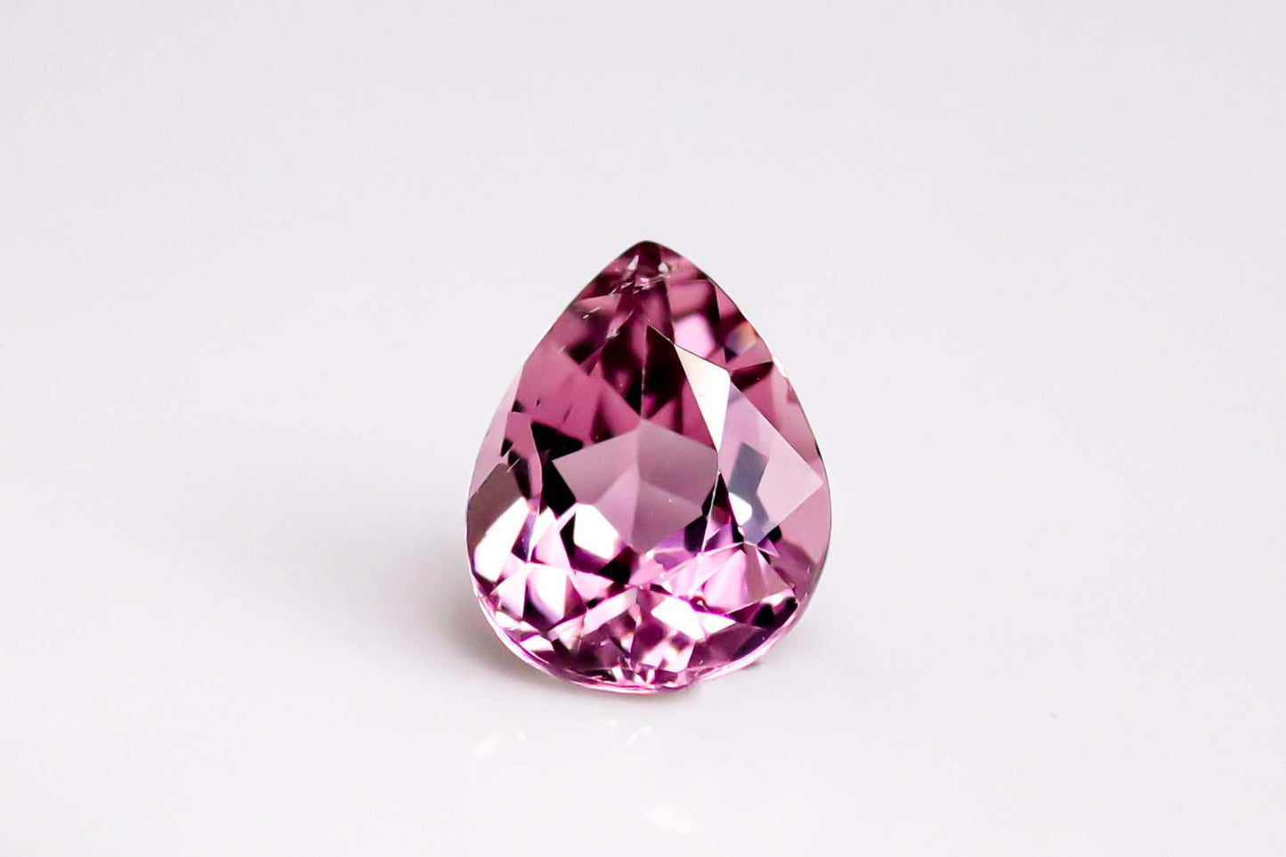 天然　ピンクトルマリン　1.77ct