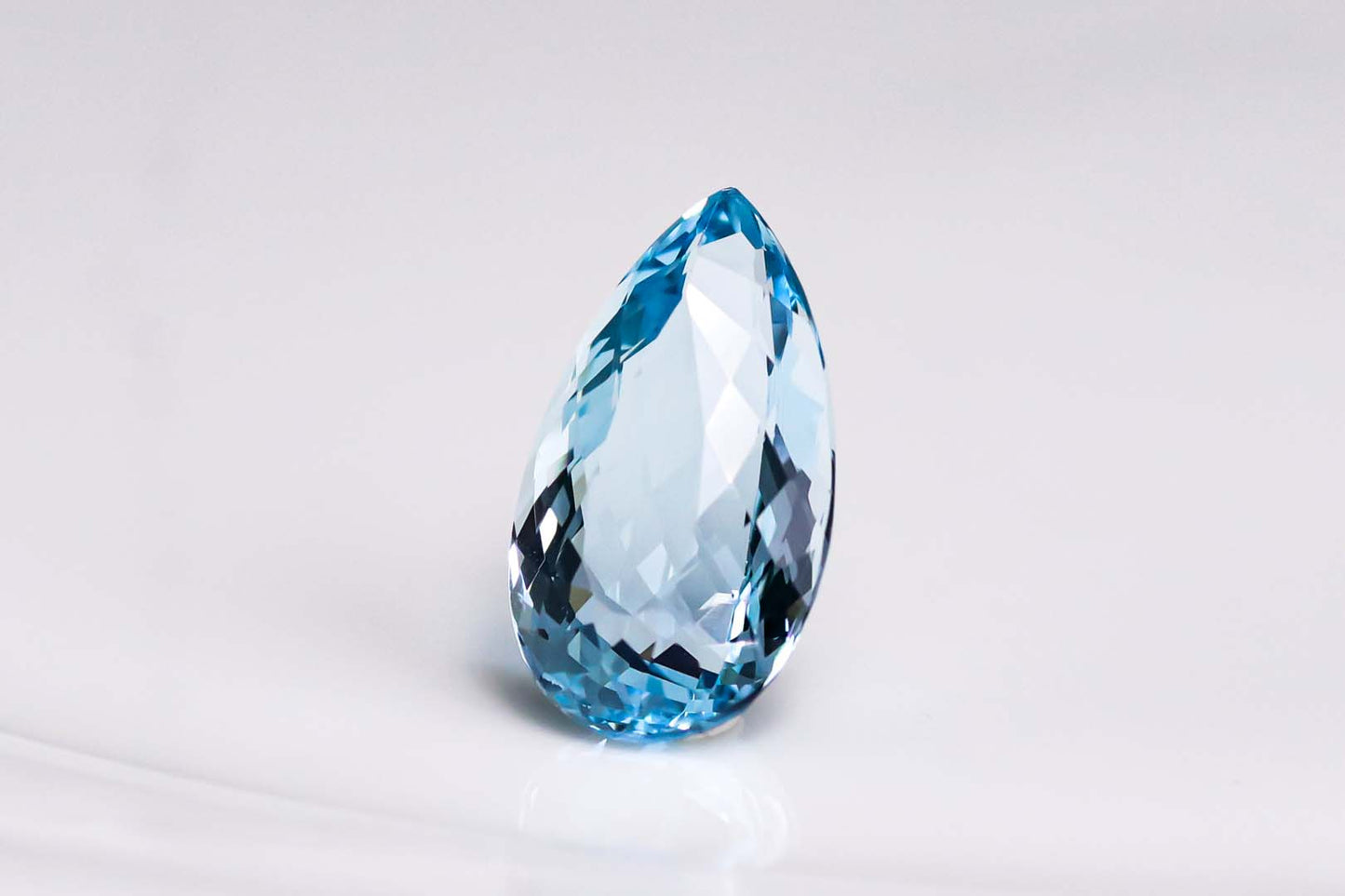 天然アクアマリン 8.150ct
