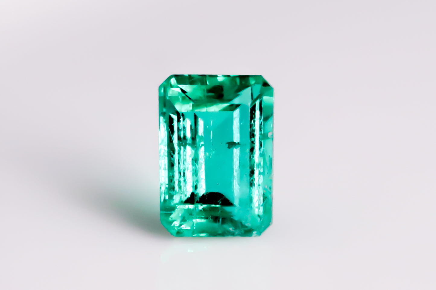 天然 ノーオイル エメラルド（Non-oil Emerald）[コロンビア産] 1.031ct