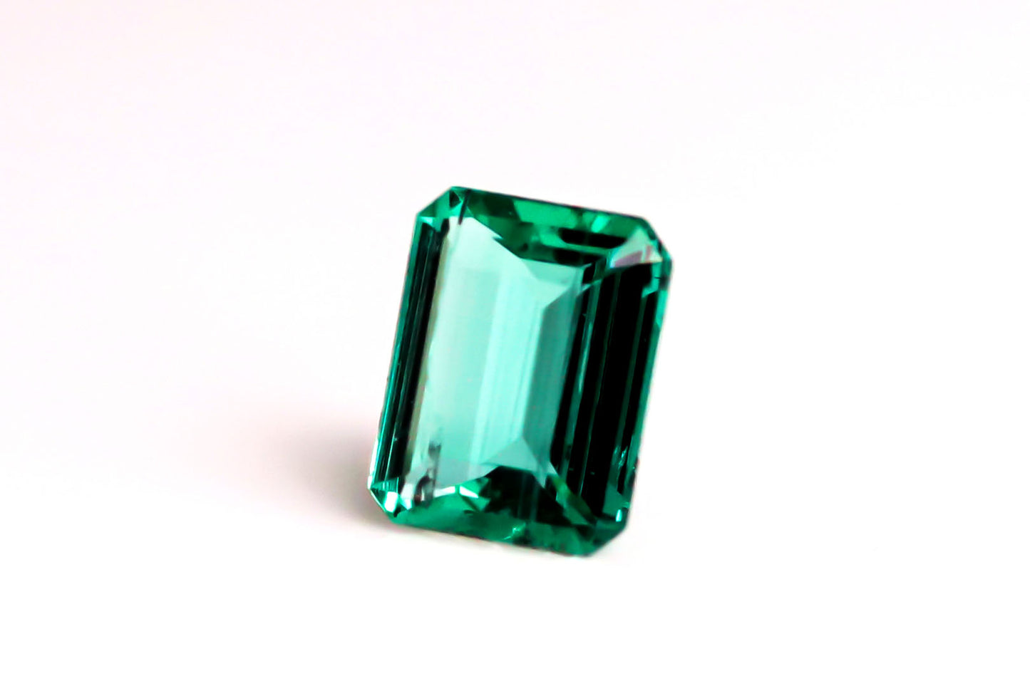 天然 ノンオイル エメラルド（Non-oil Emerald）[コロンビア産] 0.389t