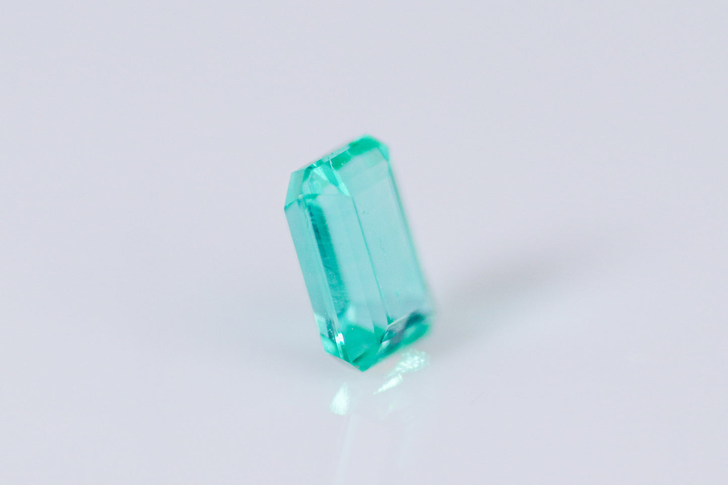 天然エメラルド 0.553ct