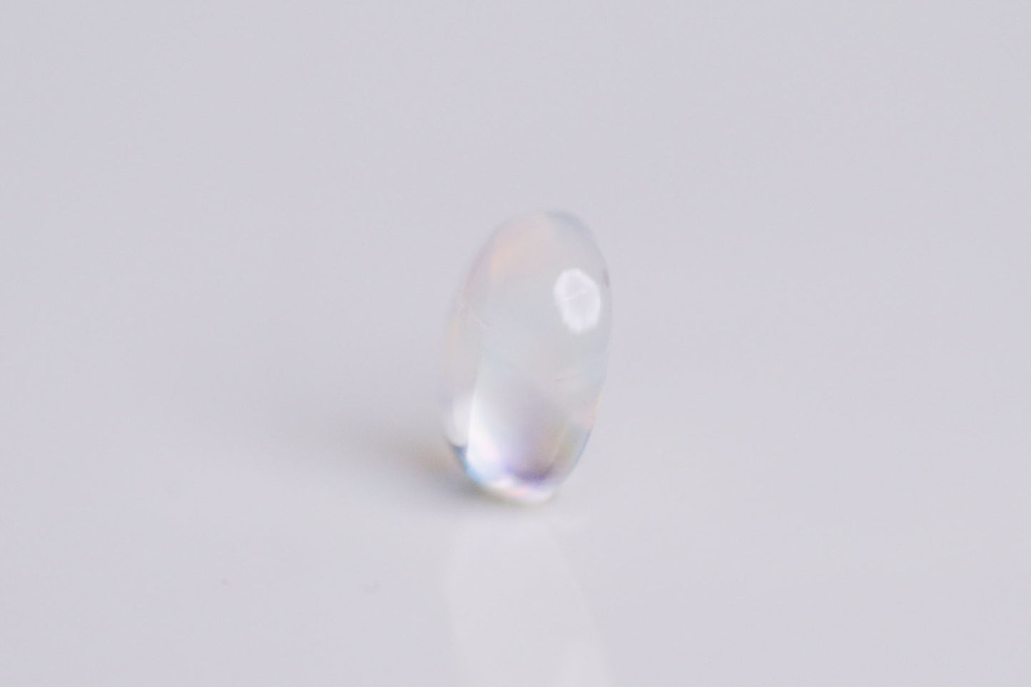 天然レインボームーンストーン 1.810ct