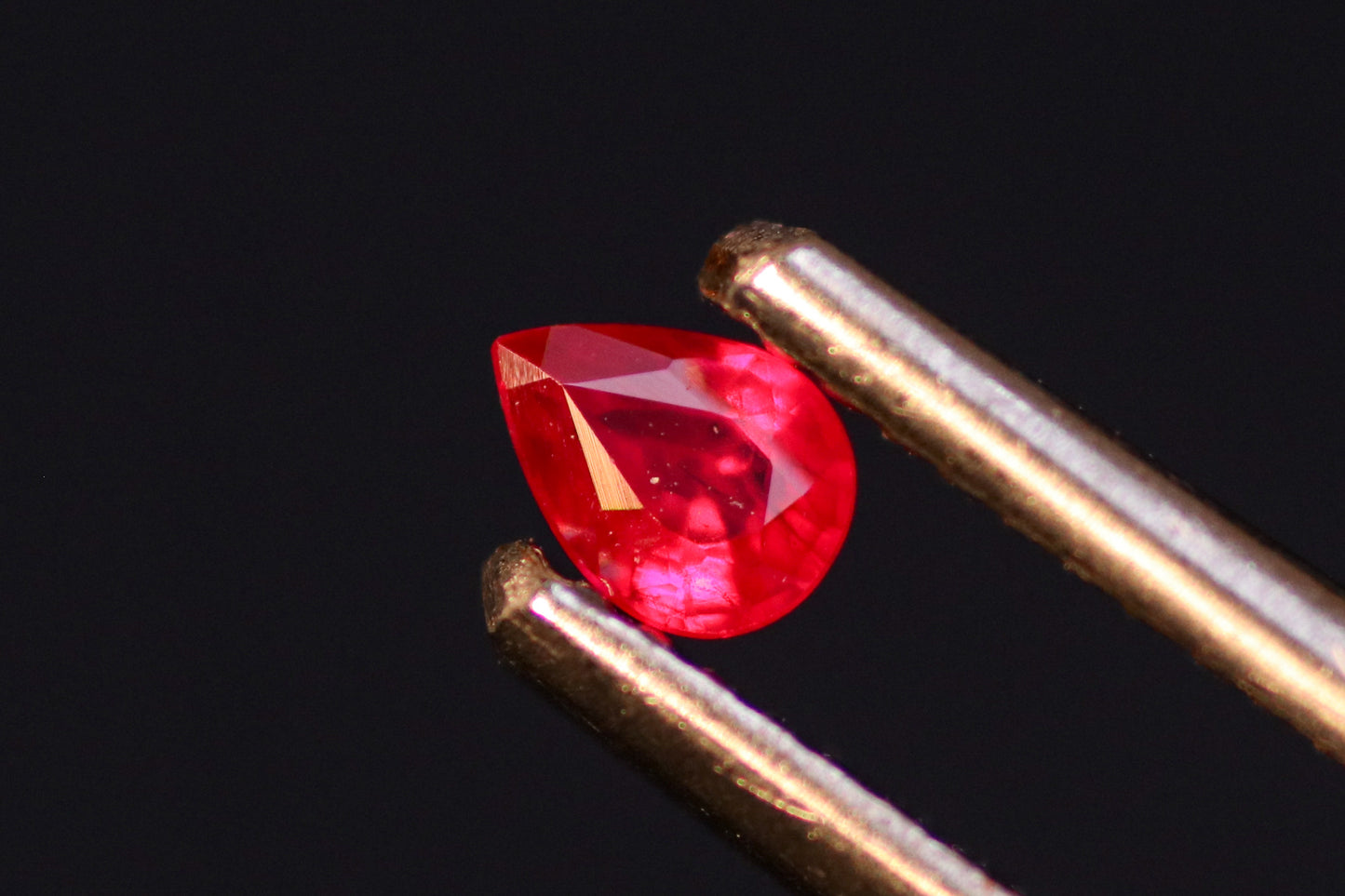 天然ルビー 0.218ct