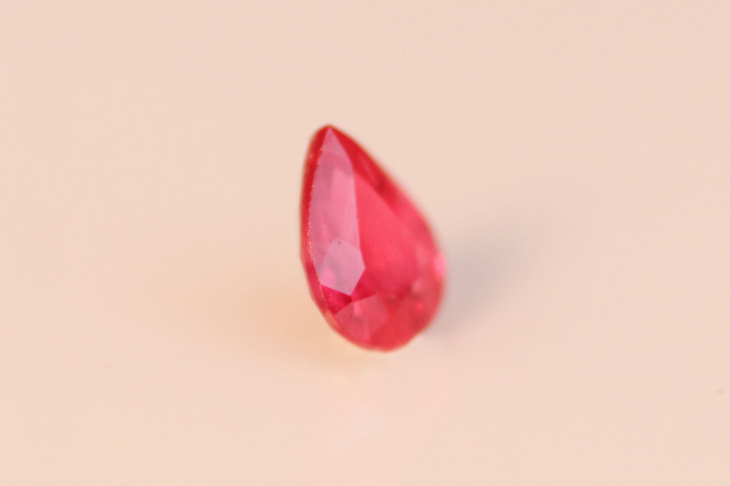 天然ルビー 0.218ct