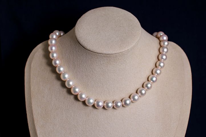 希少なあこや真珠ネックレス 9.0-9.5mm イヤリングorピアスセット 1070969