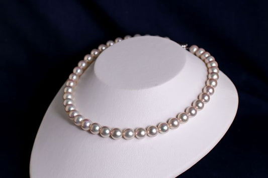 希少なあこや真珠ネックレス 9.0-9.5mm イヤリングorピアスセット 1070969