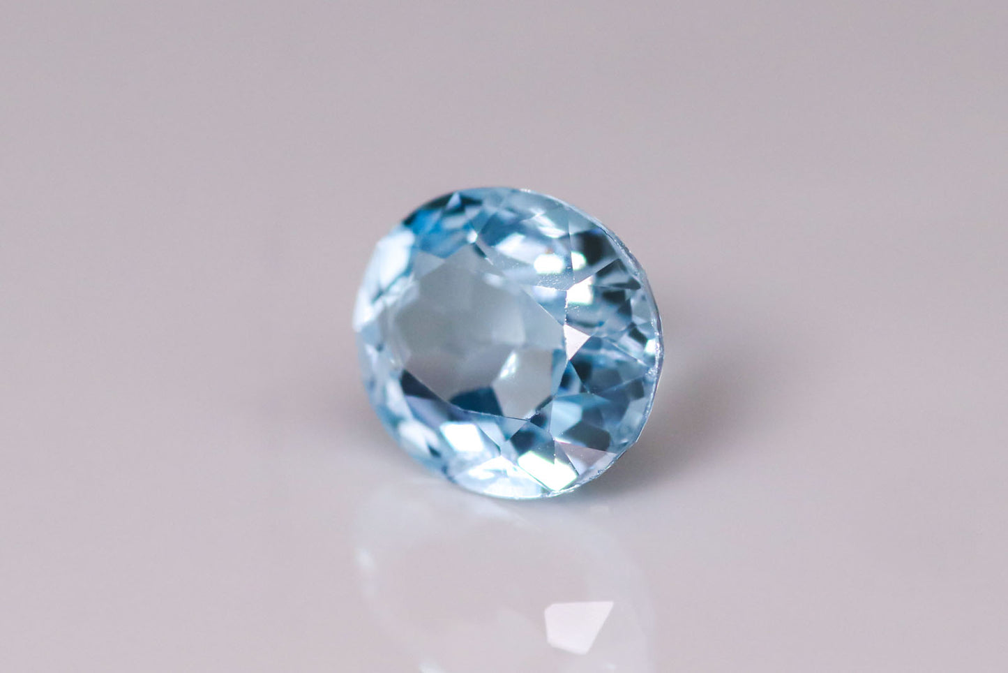 天然ブルートパーズ 5.871ct