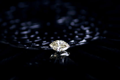 天然ファンシーブラウンダイヤモンド 1.003ct 〈Light Brown〉