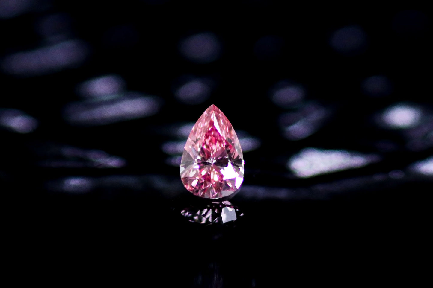 天然ファンシーピンクダイヤモンド 0.116ct 〈Fancy Intense Pink〉