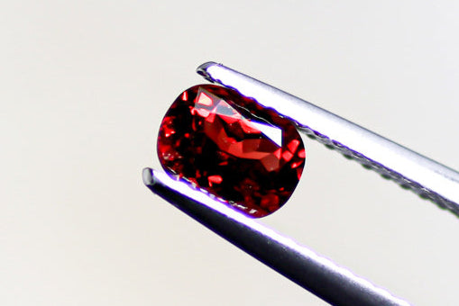 【SOLD OUT】天然レッドスピネル 0.640ct [ベトナム産]
