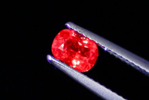 【SOLD OUT】天然レッドスピネル 0.640ct [ベトナム産]
