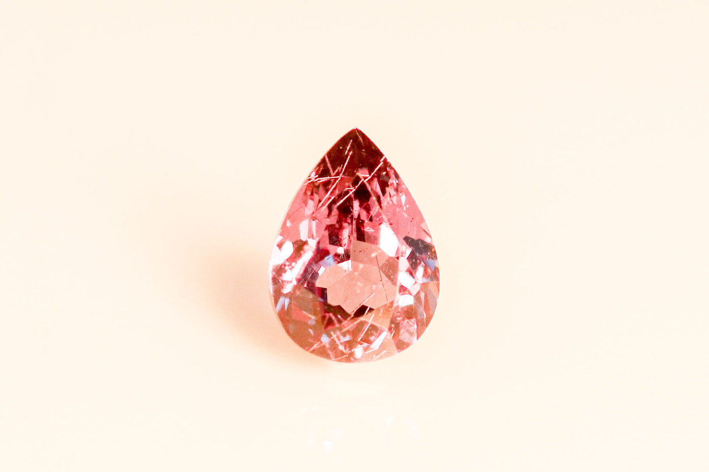 天然カラーチェンジガーネット 0.740ct