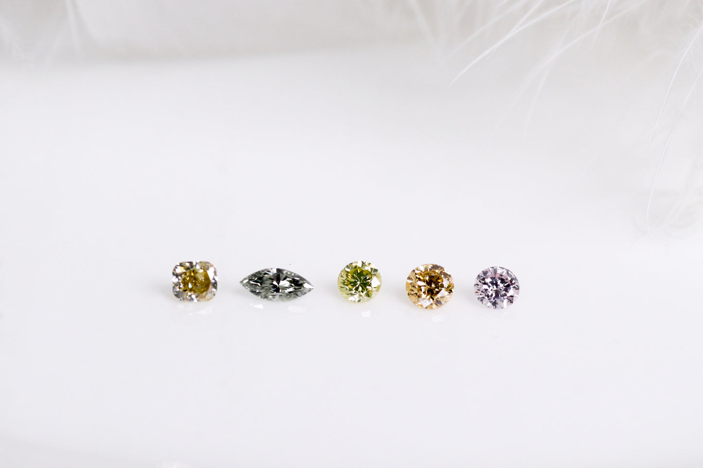 天然ファンシーダイヤモンド マルチロット 5P 0.613ct