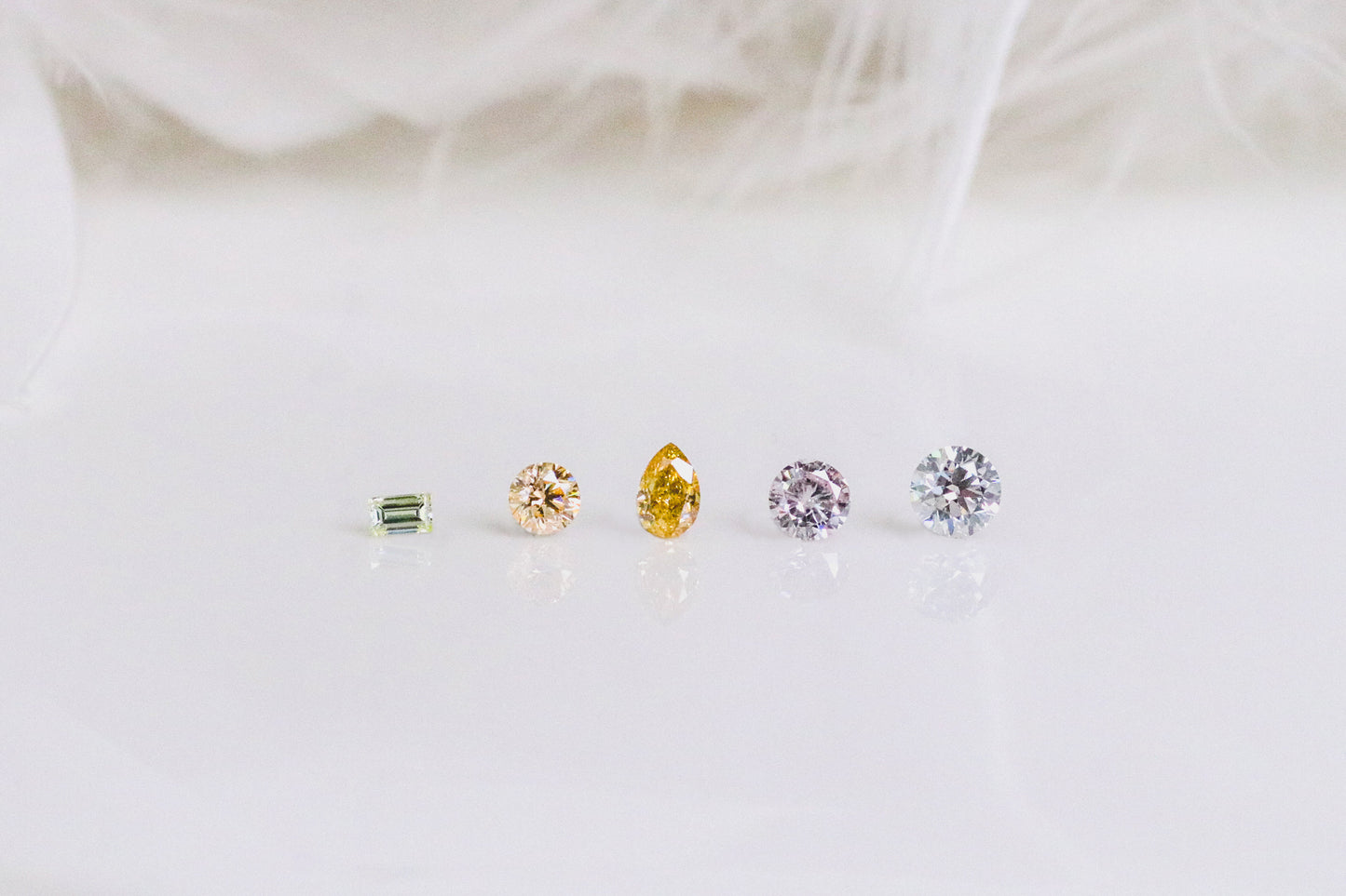 天然ファンシーダイヤモンド マルチロット 5P 0.693ct