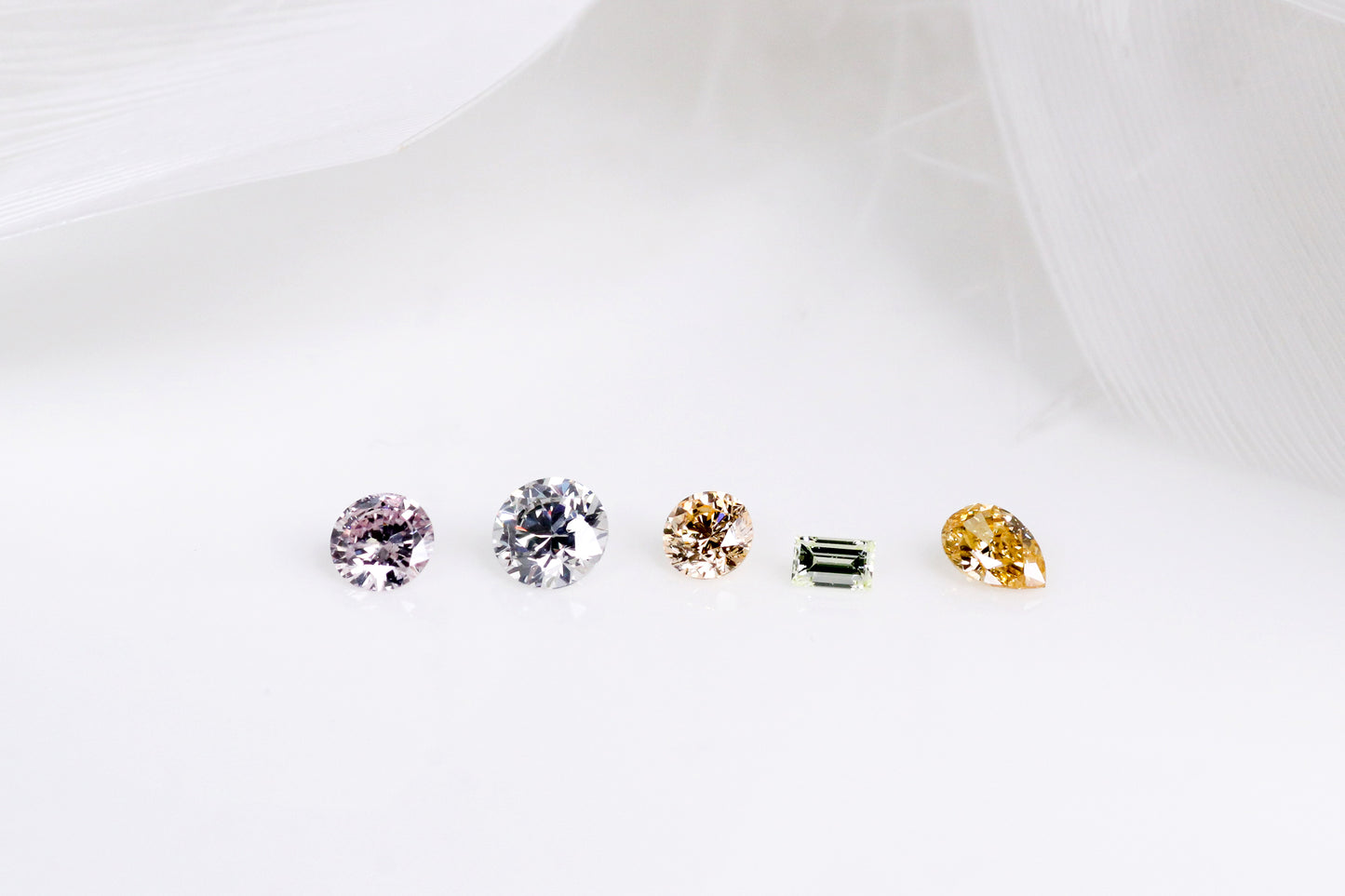 天然ファンシーダイヤモンド マルチロット 5P 0.693ct