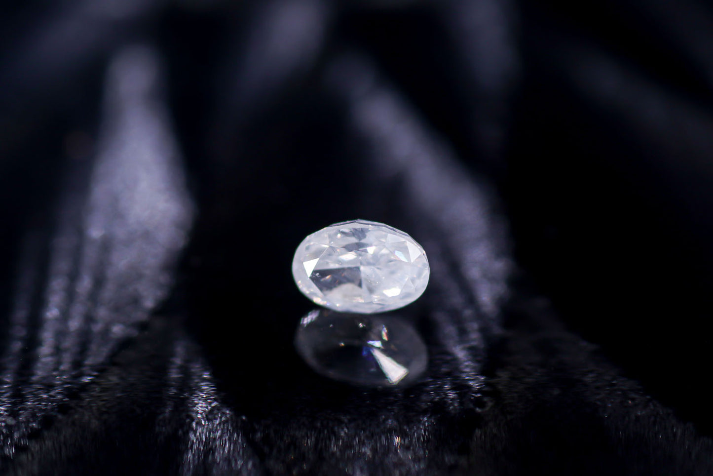 天然ファンシーホワイトダイヤモンド 0.523ct
