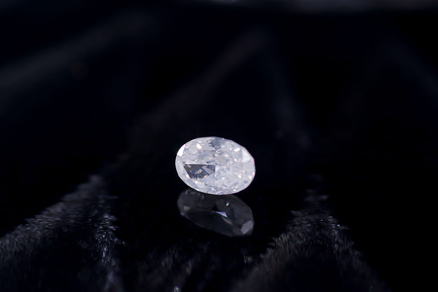 天然ファンシーホワイトダイヤモンド 0.523ct