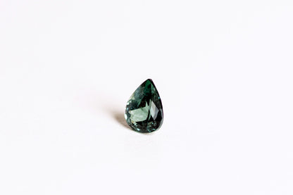 天然アレキサンドライト 0.876ct [インド産]