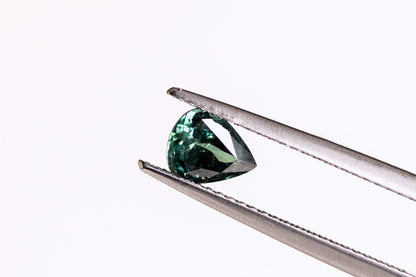 天然アレキサンドライト 0.876ct [インド産]