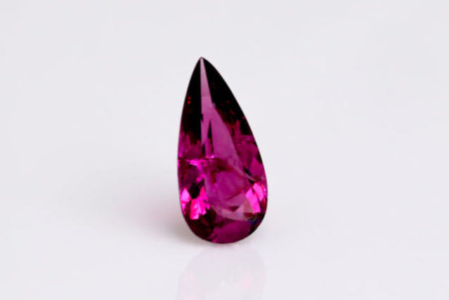 天然レッドスピネル 0.690ct