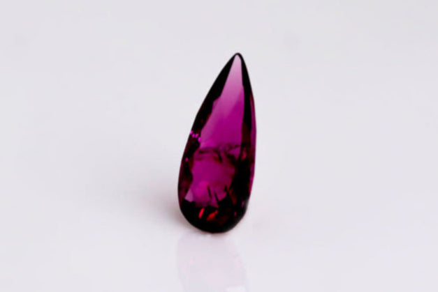 天然レッドスピネル 0.690ct