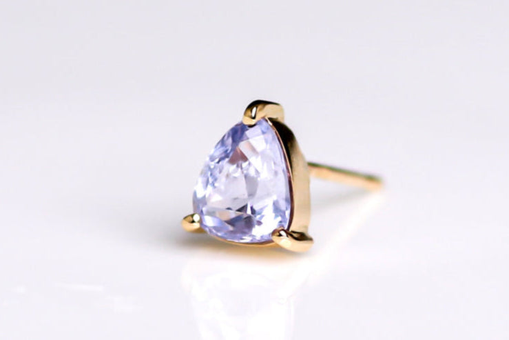 【SOLD OUT】K18YG バイオレットスピネルピアス 0.580ct