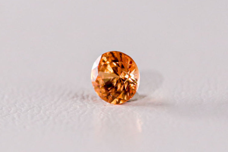 天然スぺサルティンガーネット 0.607ct