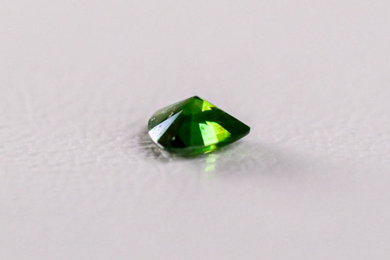 天然デマントイドガーネット 0.320ct［ウラル産］