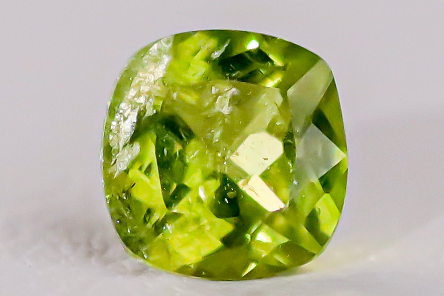 天然ベスビアナイト 0.710ct [マダガスカル産]