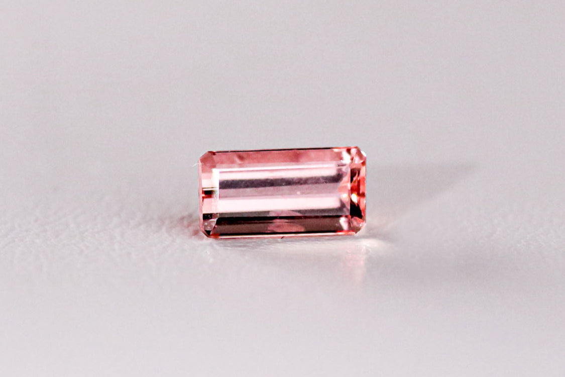 天然インペリアルトパーズ 1.630ct