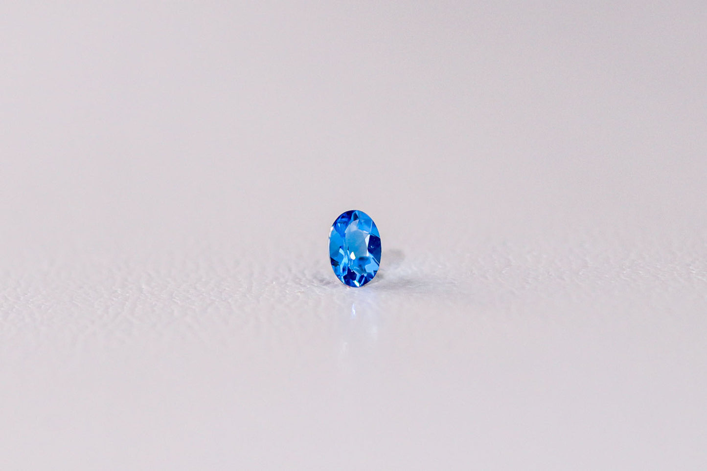 天然アウィナイト 0.075ct