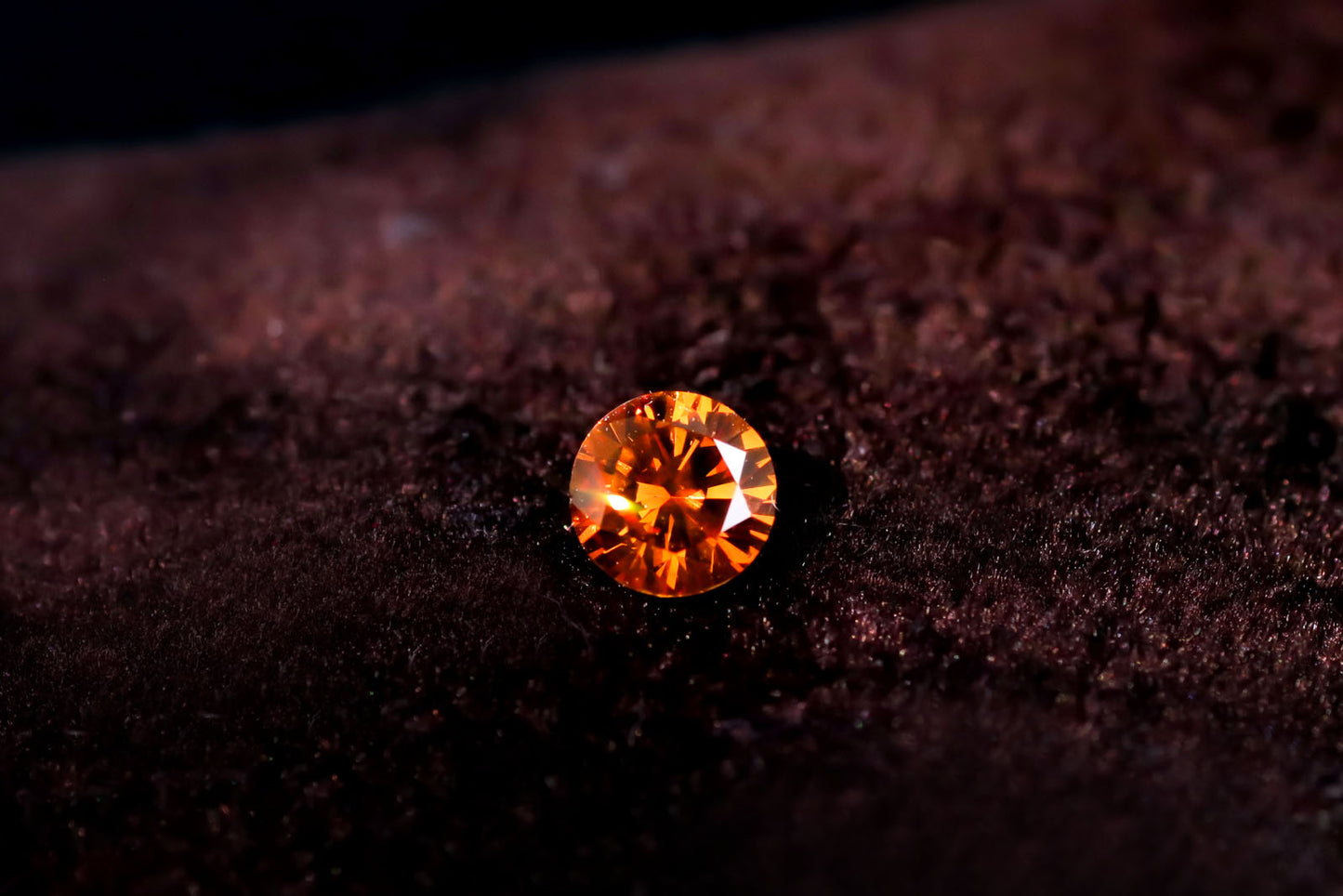 天然ファンシーオレンジダイヤモンド 0.395ct ＜Fancy Deep Yellowish Orange＞