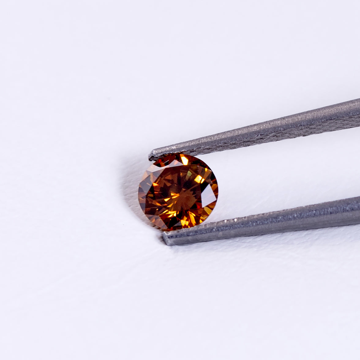 天然オレンジダイヤモンド 0.395ct｜ファンシーディープ・イエローイッシュオレンジ