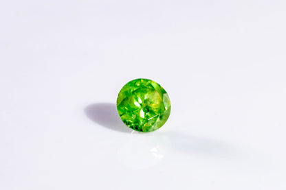 天然デマントイドガーネット 1.940ct［ウラル産]
