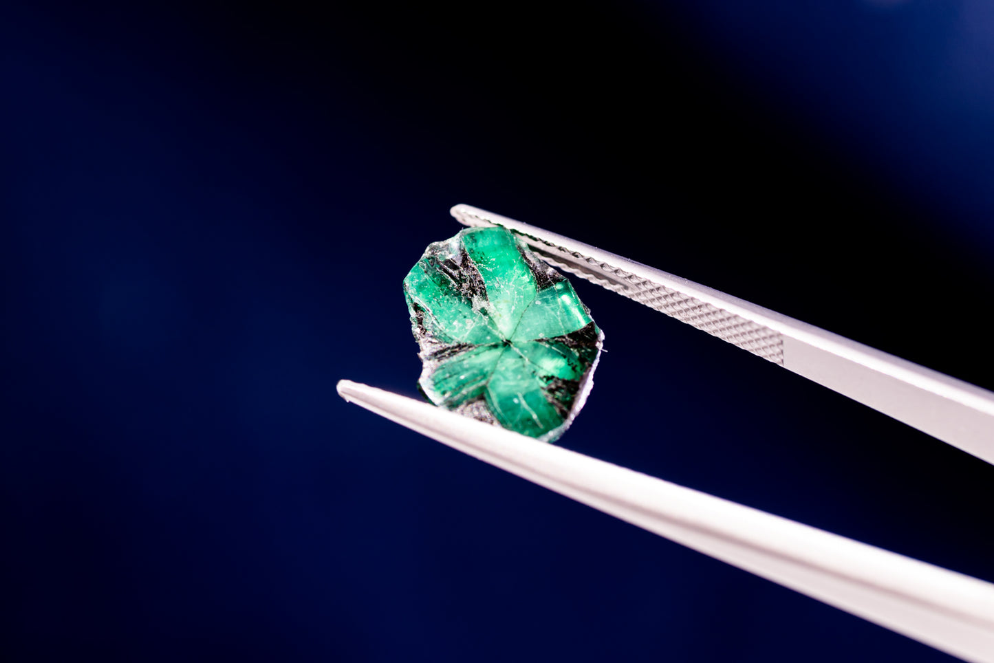 天然トラピッチェエメラルド 2.38ct