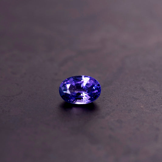天然ラベンダーサファイア 0.630ct〈非加熱〉 ルース｜J.C.BAR