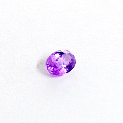 天然ラベンダーサファイア 0.610ct〈非加熱〉 ルース｜J.C.BAR
