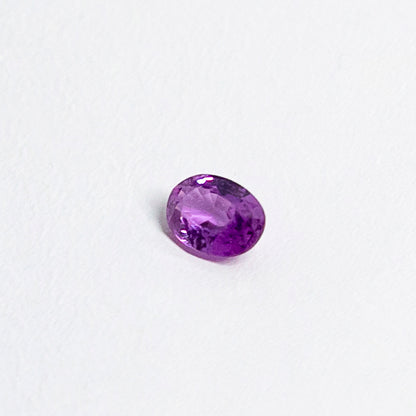 天然ラベンダーサファイア 0.580ct〈非加熱〉 ルース｜J.C.BAR