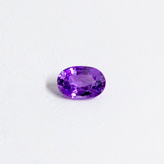 天然ラベンダーサファイア 0.640ct〈非加熱〉 ルース｜J.C.BAR